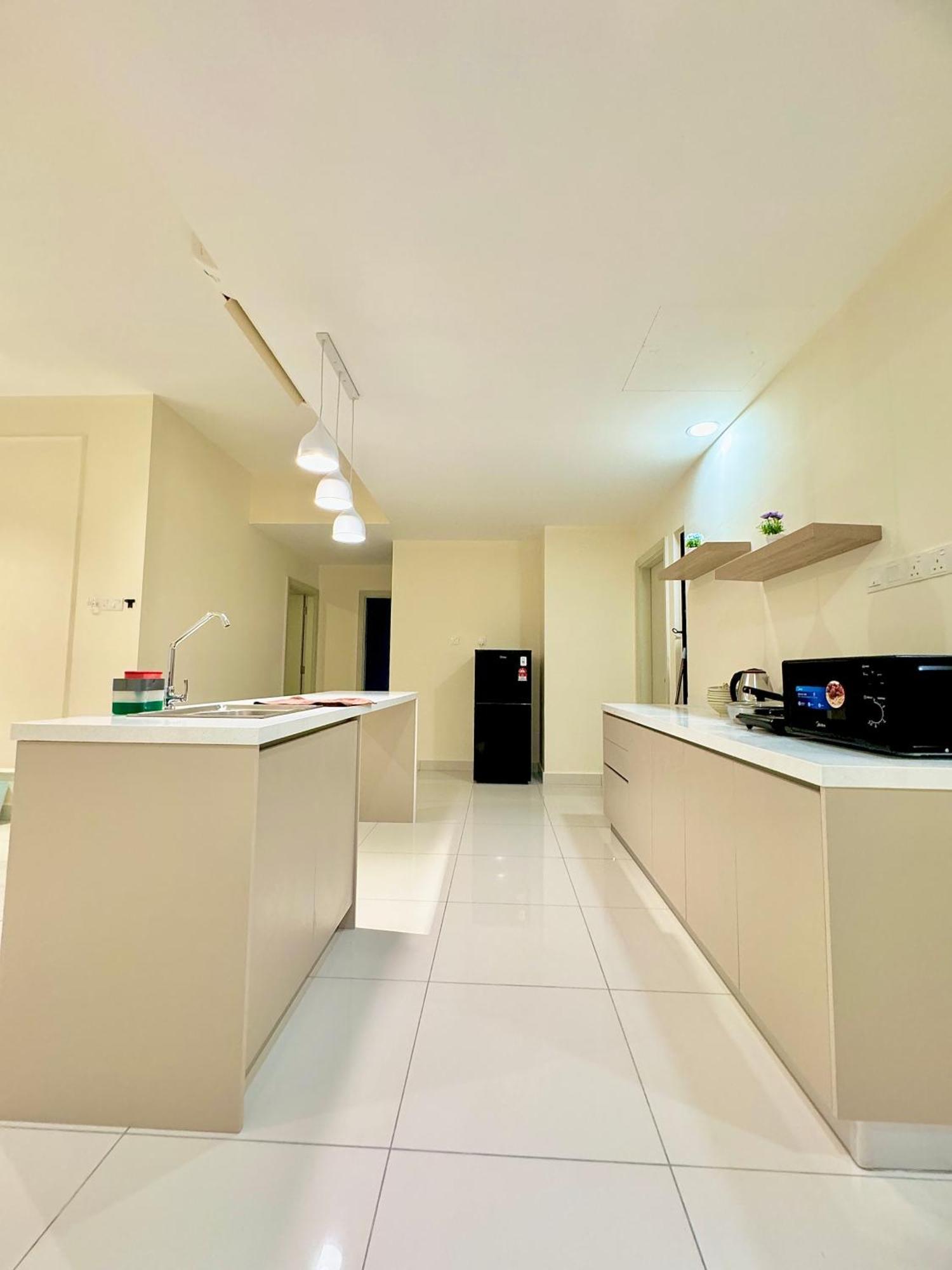 Mosaic Southkey Mid Valley By Luxecocoo Ck Johor Bahru Exterior photo