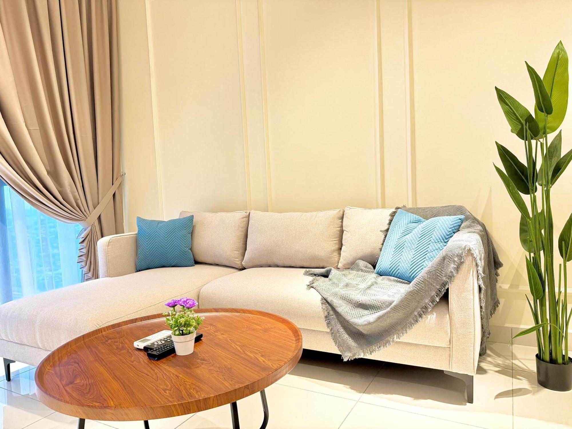 Mosaic Southkey Mid Valley By Luxecocoo Ck Johor Bahru Exterior photo